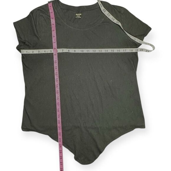 MADEWELL Women’s Black Short Sleeve Knot Hem Tee Shirt Size Medium Style #H9549 - Picture 7 of 7